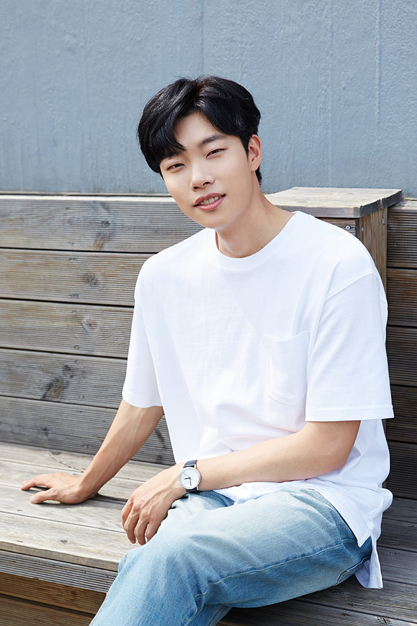Exclusive] An Intimate Interview With Ryu Jun Yeol HD phone wallpaper