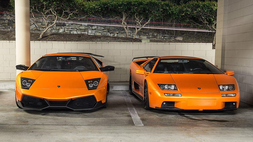 Autos deportivos naranjas Lamborghini Murcielago y Lamborghini Diablo fondo de pantalla