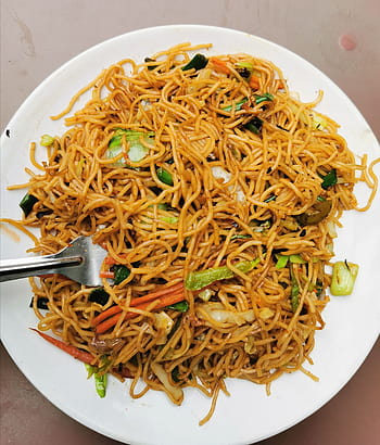 Easy Veg Chowmein Easy Recipe वेज चाऊमीन बनाएं घर पर Spicy Veg Noodles  Recipe - Ranveer Brar