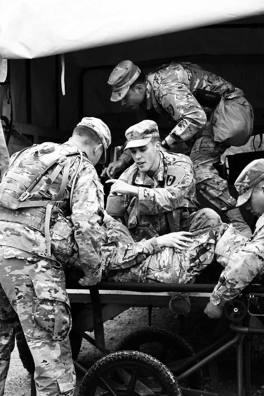 grayscale graphy of army – Grey, army combat medic HD phone wallpaper