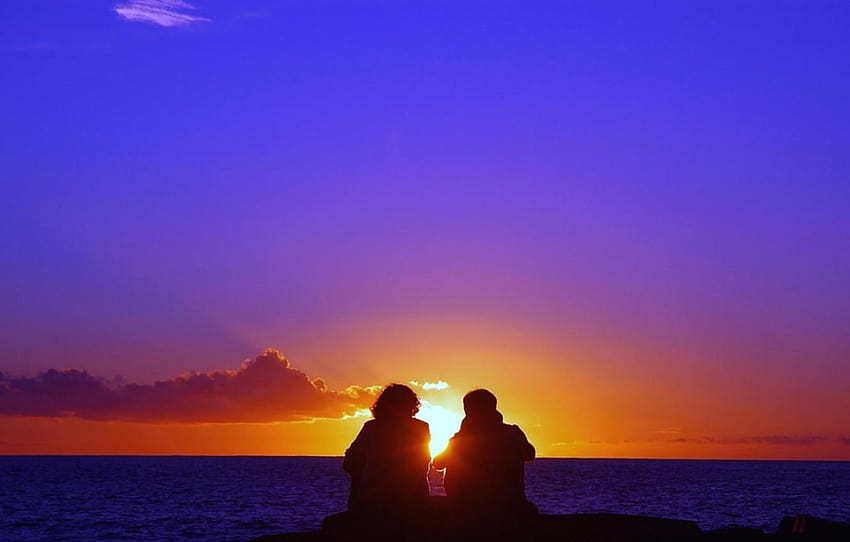 fille, ciel, mer, coucher de soleil, nuages, soir, soleil, garçon, ambiance, silhouette coucher de soleil couple romantique Fond d'écran HD