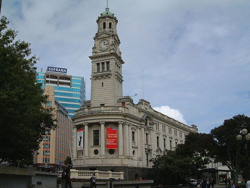 File:2003.03.26 08 Town Hall Auckland New Zealand.jpg, オークランド市庁舎オルガン 高画質の壁紙