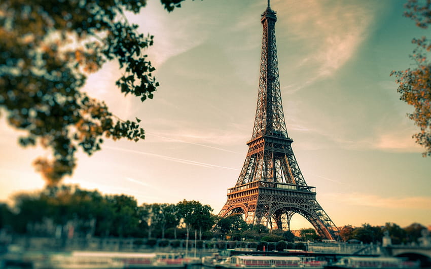 Beautiful Eiffel Tower Paris Tumblr 7118 High [2560x1440] for your , Mobile & Tablet HD wallpaper