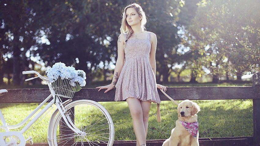 mujer, modelo, flores, bicicleta, perro, falda, tatuaje, rubia ::, mujer y perro fondo de pantalla