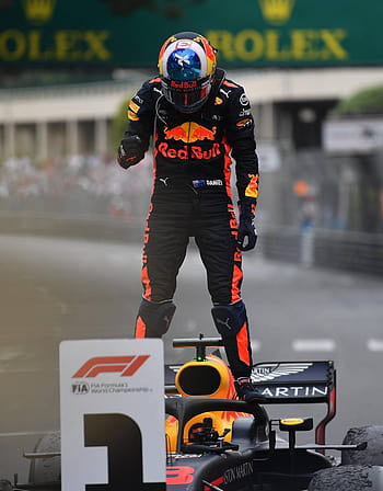 Daniel Ricciardo orange tread HD phone wallpaper  Peakpx