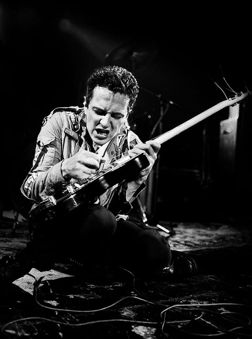 Fender Unveils the Joe Strummer Esquire and Campfire Models HD phone wallpaper