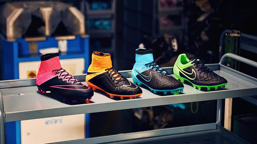 Nike Tech Craft Football Boots, nike boot HD wallpaper