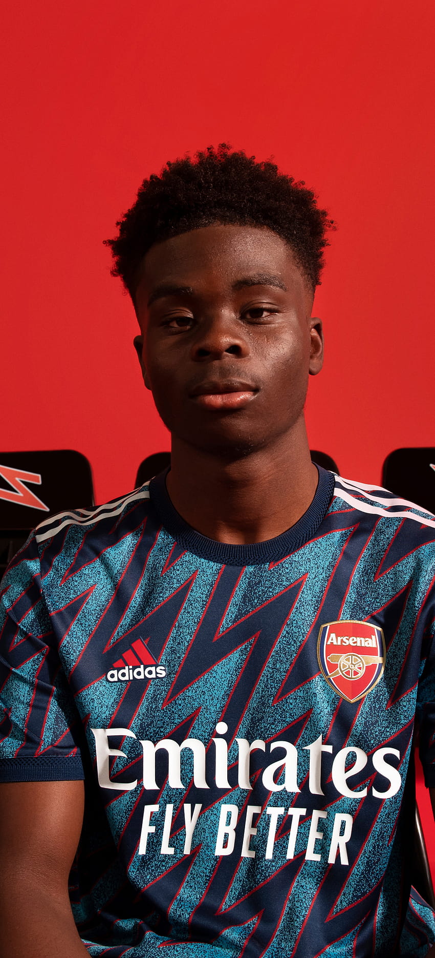 1440x3168 Arsenal F.c., Bukayo Saka, Football, Soccer, Red Backgrounds for OnePlus 8 Pro, Oppo Find X2 HD phone wallpaper