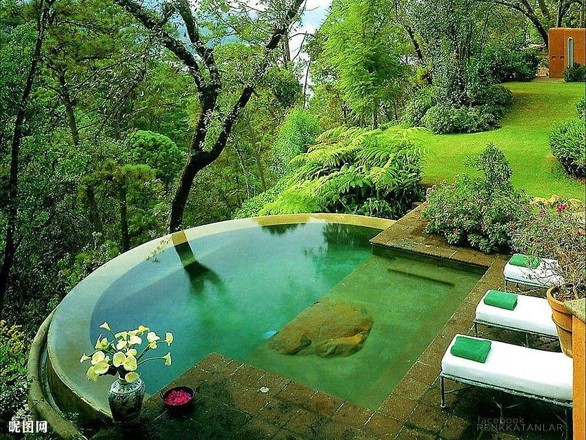Sonstiges: Backyard Haven Lounge Peaceful Relax Pond Green Home Pool HD-Hintergrundbild