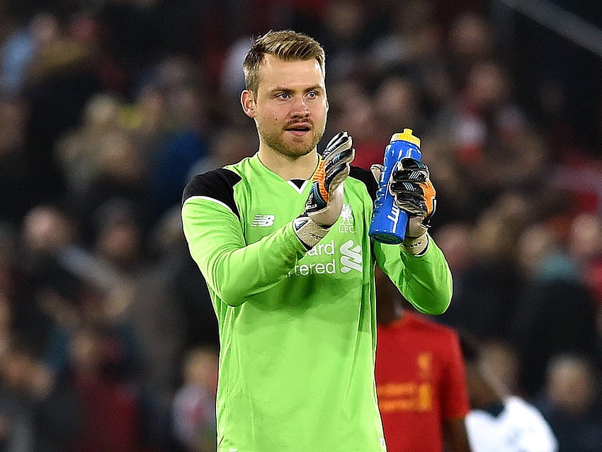 Simon Mignolet still believes Liverpool can catch up Manchester City HD wallpaper