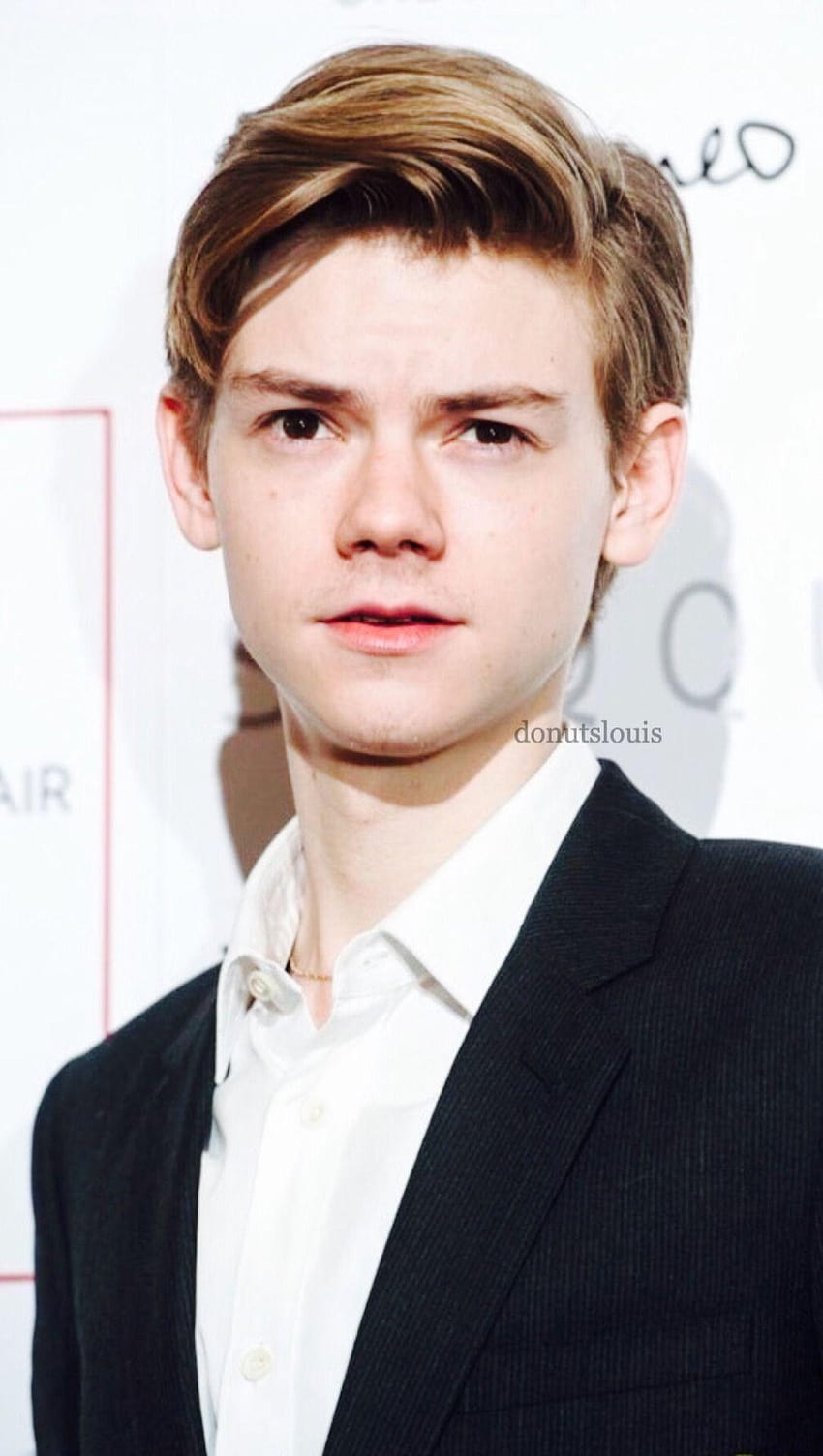 Donutslouis.tumblr thomas sangster HD phone wallpaper Pxfuel