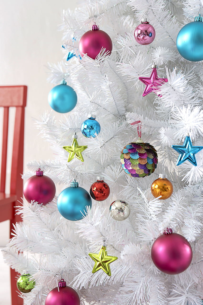 60 Idee e temi unici per la decorazione dell'albero di Natale 2021 Sfondo del telefono HD