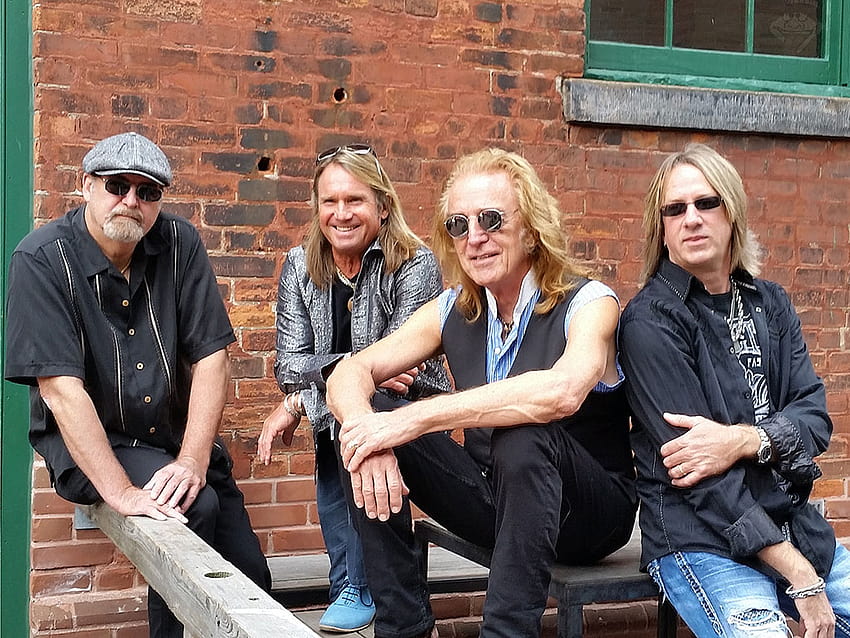 Legendary Foghat to Play Concert March 17 After 19th World's Shortest St. Patrick's Day Parade® – The World's Shortest St Patrick's Day Parade HD wallpaper