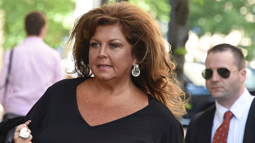 Abby Lee Miller sentenced to a year and a day in prison HD wallpaper