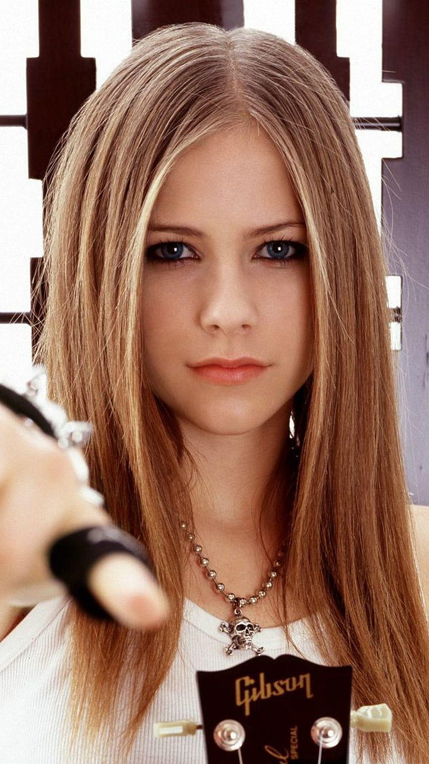 Music/Avril Lavigne HD phone wallpaper