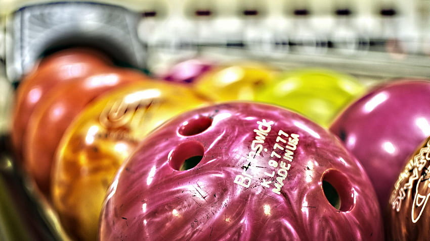 Bowling Balls Colorful HD wallpaper