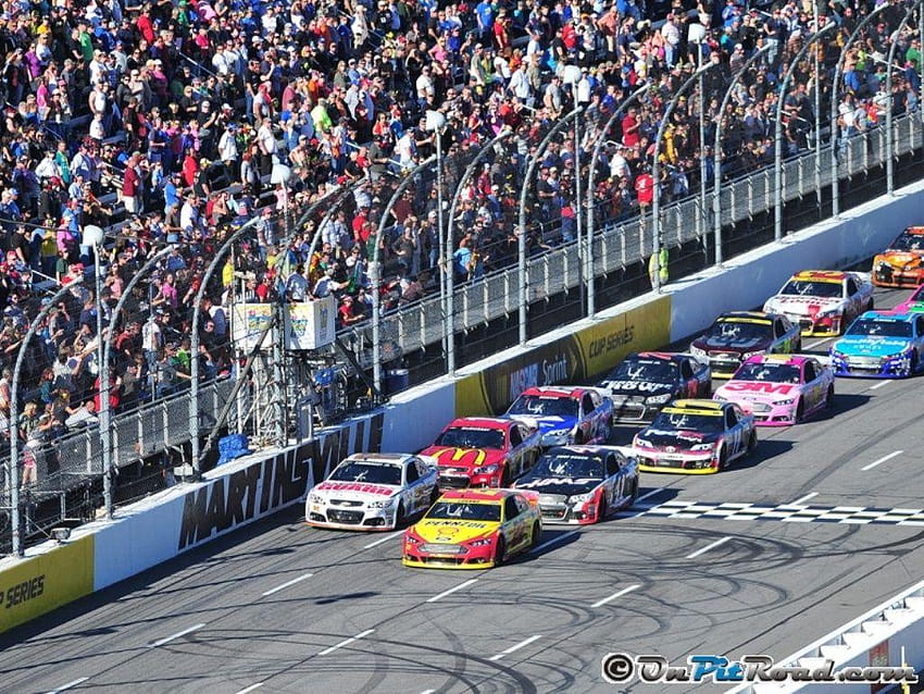 Martinsville Speedway Adds Tire Barrier Ahead of NASCAR Race Weekend HD wallpaper