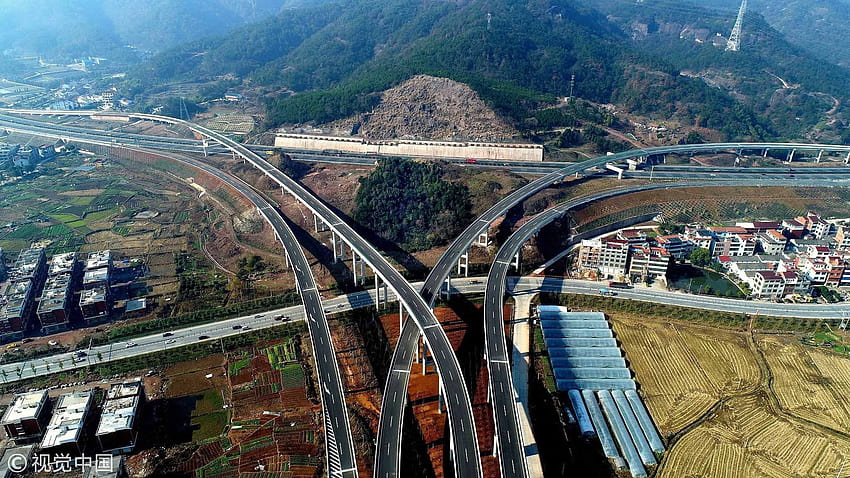 China starts work on world's first 'super highway' that can charge electric cars as they drive, superhighway HD wallpaper