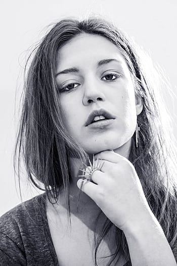 Download wallpaper actress, black and white, Adele Exarchopoulos, section  girls in resolution 640x960