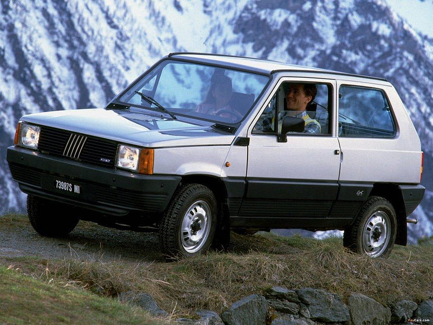 Fiat Panda 4x4 compie 35 anni! HD wallpaper