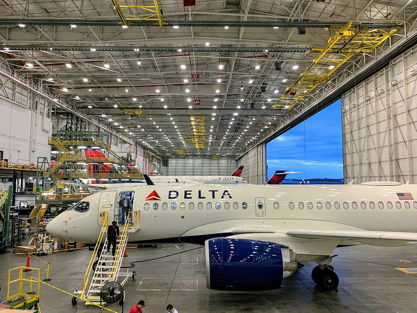 Delta Buys More Airbus A220s, Even Before Flying the First One HD wallpaper