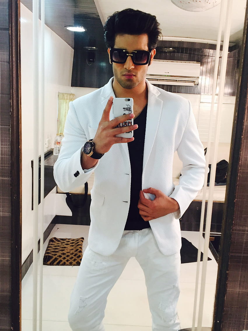 YHM' Fame, Abhishek Malik Ties The Knot With Suhani Chaudhari, His Bride  Stuns In An Ivory Lehenga