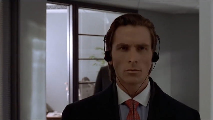 Patrick Bateman en auriculares fondo de pantalla