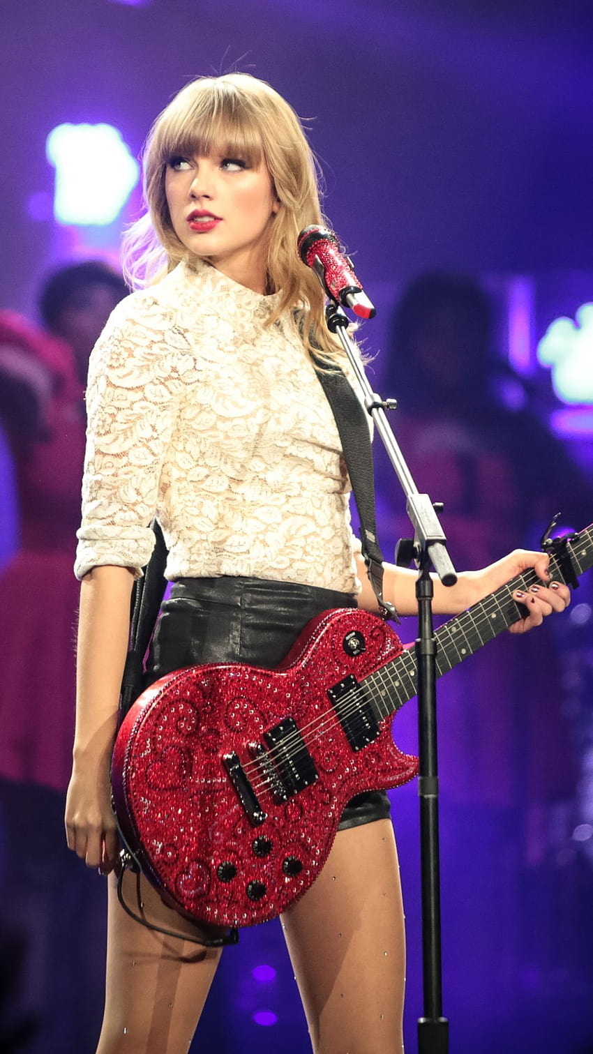 Taylor Swift Mobile posté par John Tremblay, taylor swift rouge Fond d'écran de téléphone HD