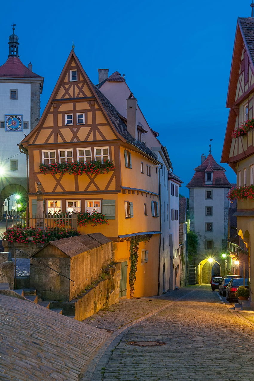 25 geheime Kleinstädte in Europa, die Sie besuchen müssen, kleines Dorf in den Alpen HD-Handy-Hintergrundbild