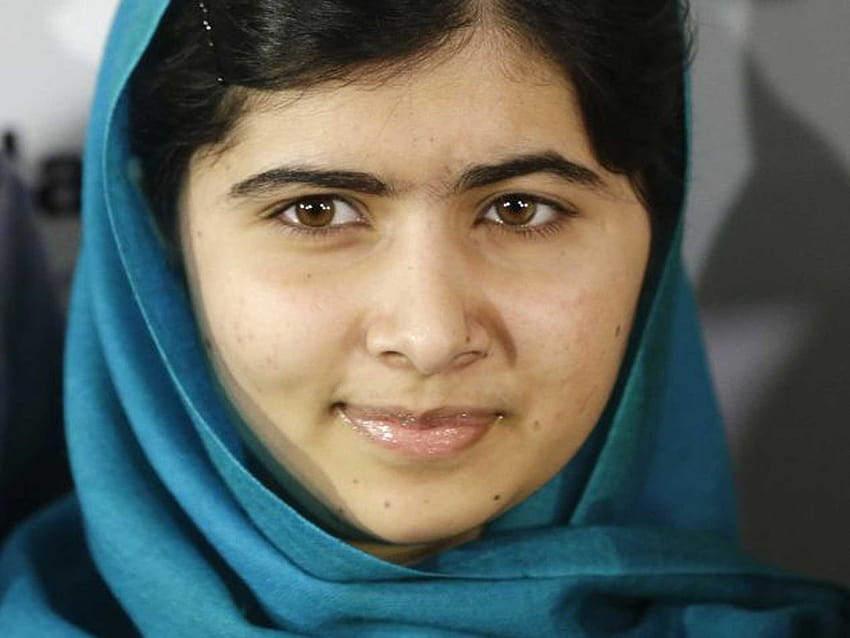 Inspiration or danger? Private schools in Pakistan ban Malala, malala yousafzai HD wallpaper