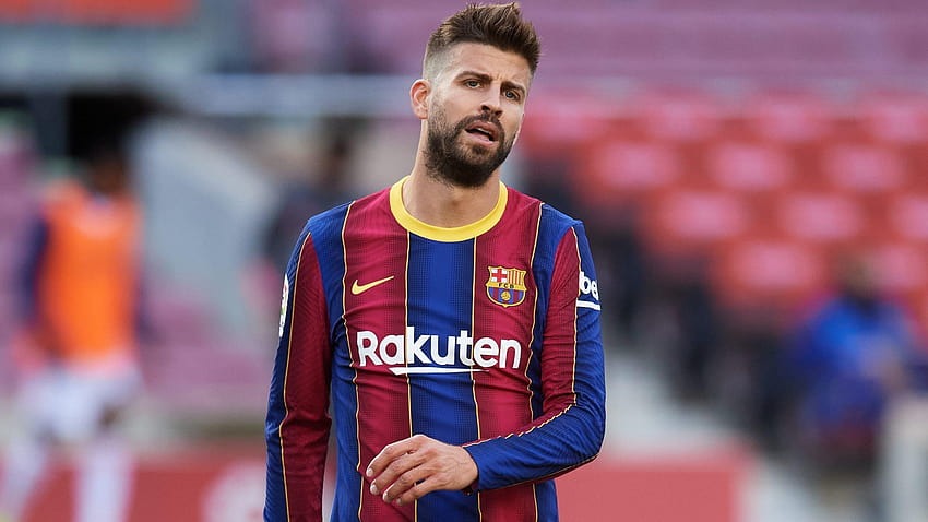 Barcelona defender Gerard Pique claims that referees in Spain likely to favour Real Madrid HD wallpaper