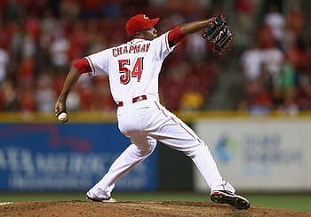 File:Cubs reliever Aroldis Chapman delivers a pitch in the eighth inning.  (30092485824) (cropped).jpg - Wikimedia Commons