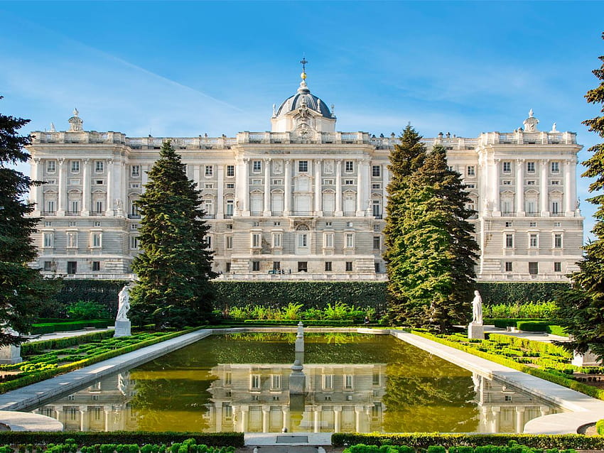 Pałac Królewski w Madrycie, jeden z największych i najpiękniejszych Tapeta HD