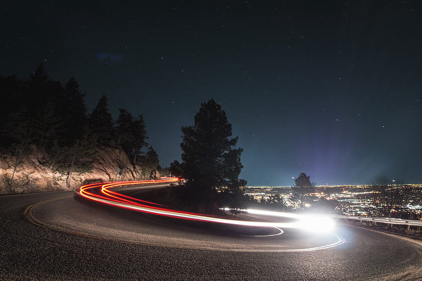 ID: 211096 / a slow shutter shot of a curved road in boulder with fast driving car light trails, tokyo drift, high speed driving HD wallpaper