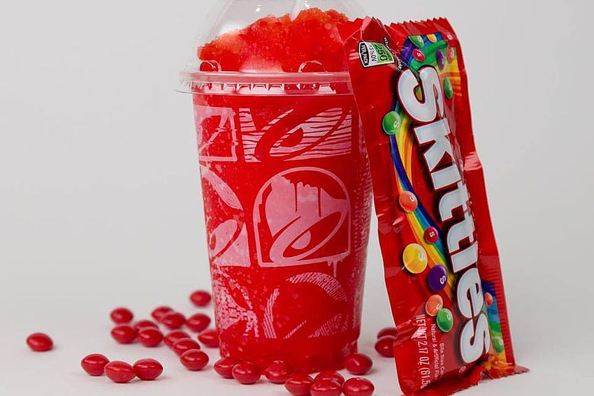 Taco Bell's Strawberry Skittles Slushie Is a Toothache in a Cup, skittles background HD wallpaper