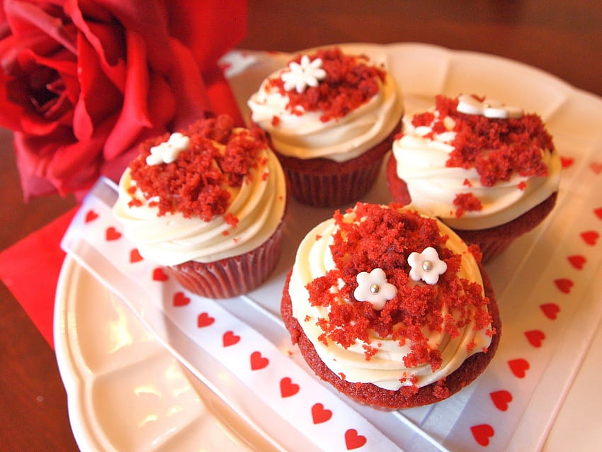 O Alquimista: Cupcakes super úmidos de veludo vermelho papel de parede HD