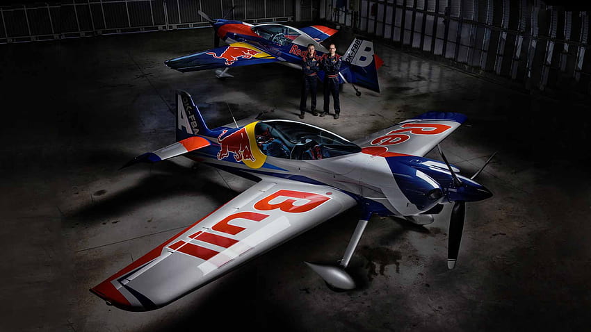 Flying Bulls Aerobatic Duo – Mazury AirShow、フライング ブルズ曲技飛行チーム 高画質の壁紙