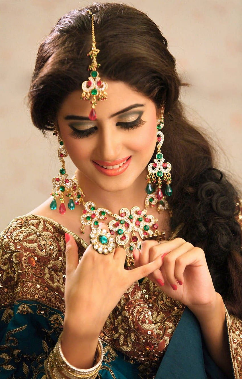 picshub ` L'attrice pakistana più carina di Sajal Ali, attrice Sfondo del telefono HD