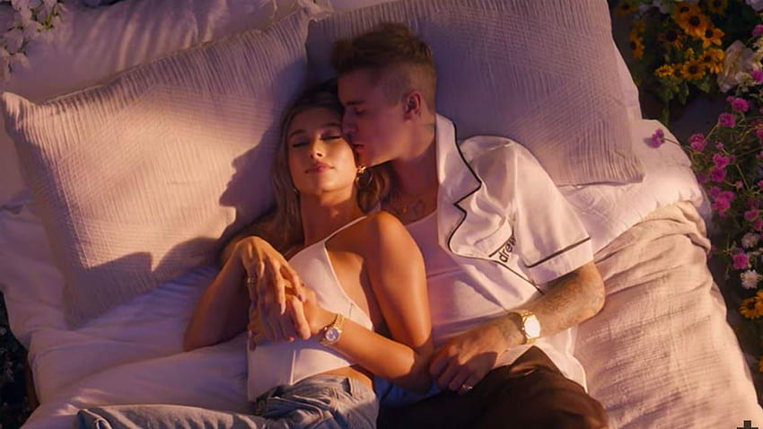Justin and Hailey Bieber Cuddle in Bed in Dan + Shay's New, dan shay justin bieber 10000 hours HD wallpaper