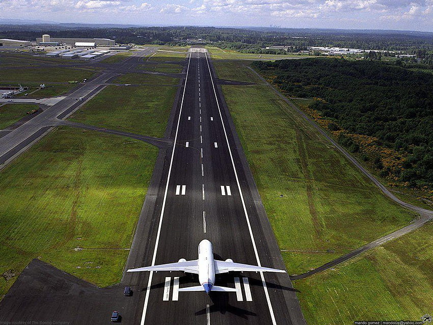 Airport Runway HD wallpaper | Pxfuel