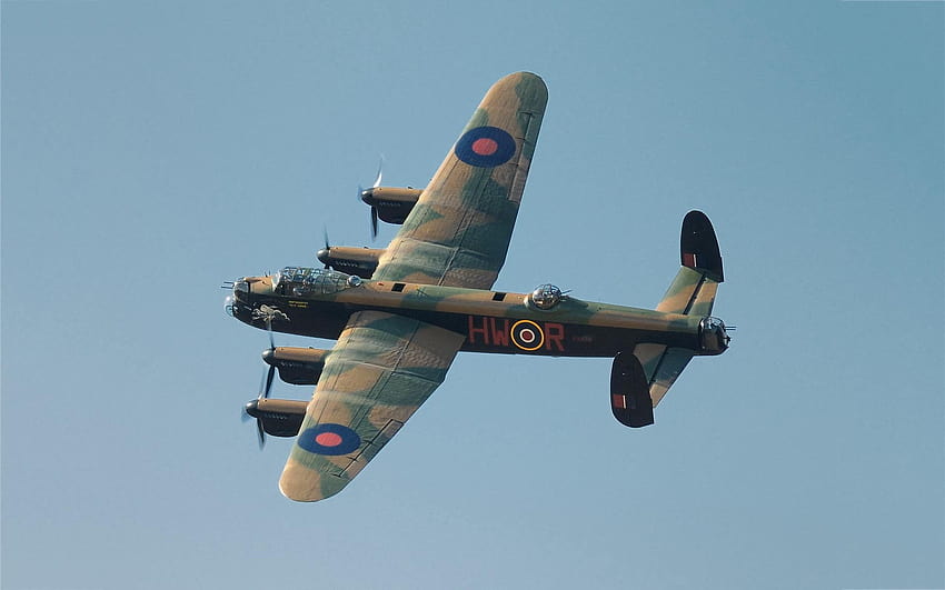 Pin на самолети, бомбардировач Avro Lancaster HD тапет