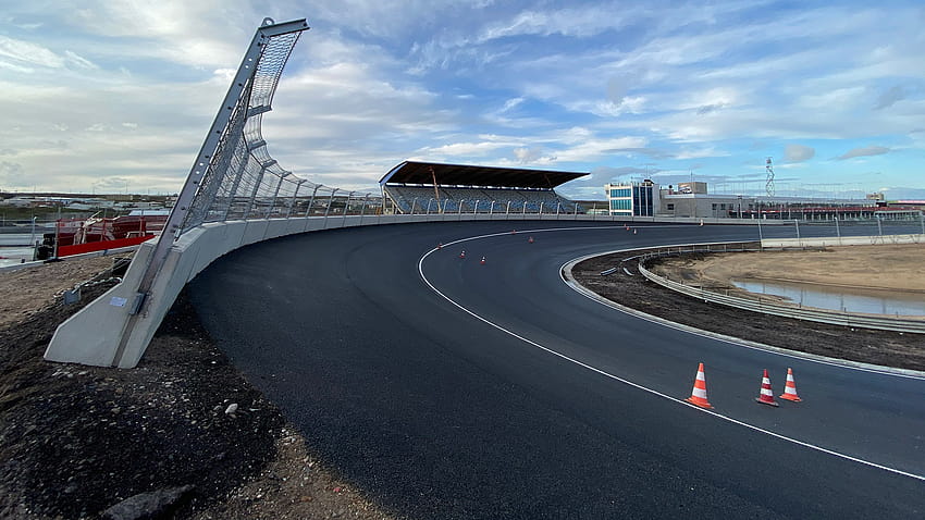 First of Zandvoort's completed banked corners revealed ahead of 2020 Dutch Grand Prix, zandvoort 2021 HD wallpaper