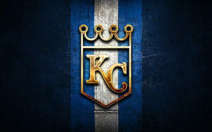 カンザスシティ・ロイヤルズ、金色のロゴ、MLB、青い金属の背景、アメリカの野球チーム、メジャーリーグベースボール、カンザスシティ・ロイヤルズのロゴ、野球、解像度2880x1800のアメリカ. 高品質、 高画質の壁紙
