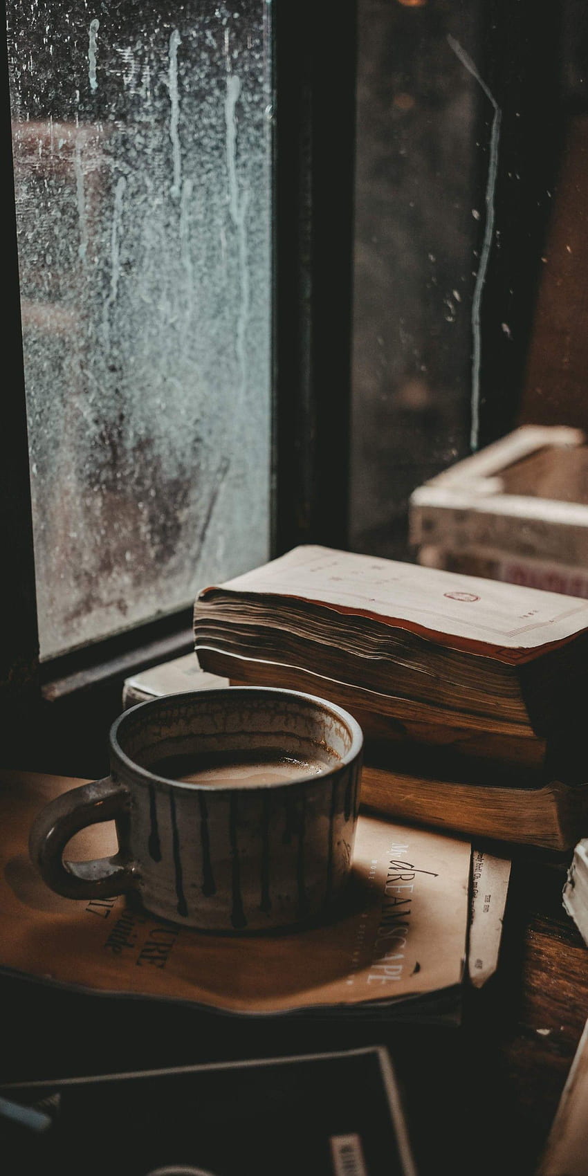 Kawa Iphone, książka, pastel, zima i książki Tapeta na telefon HD
