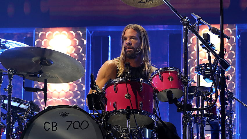 Foo Fighters Drummer Taylor Hawkins Dead At 50 – CBS Boston HD wallpaper
