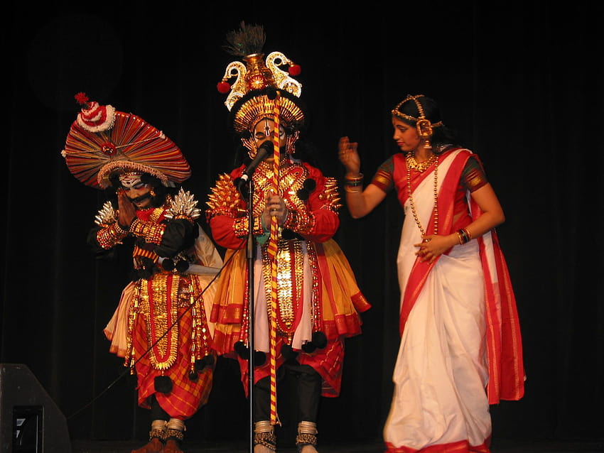 Tales of the celestials: Yakshagana | Divya Sharma's work.