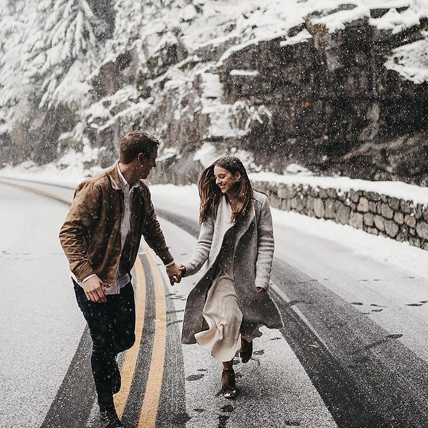 An Instagram Travel Couple's Tricks for Capturing Daring Photos