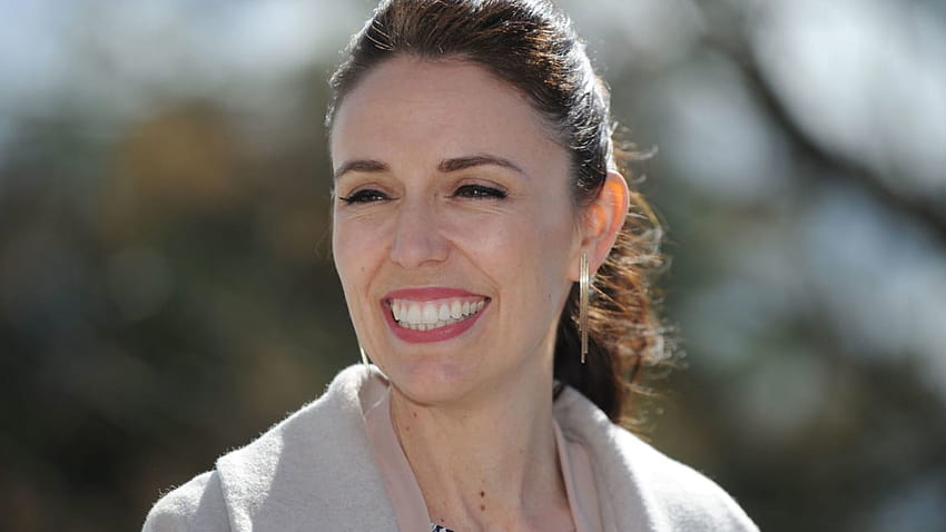Premier Nowej Zelandii Jacinda Ardern urodziła pierwsze dziecko, cytuje Jacinda Ardern Tapeta HD