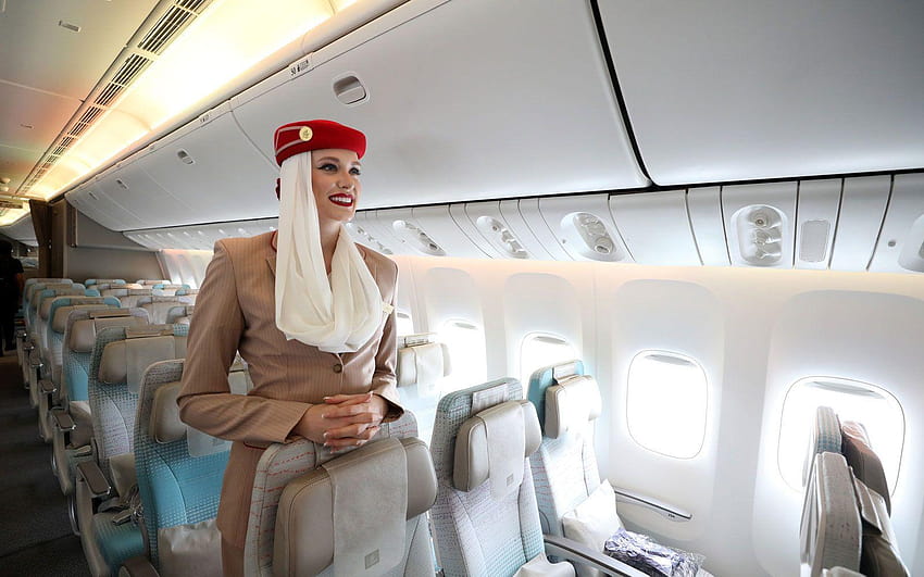 Voici ce qu'il faut pour devenir agent de bord avec Emirates, équipage de cabine d'Emirates Fond d'écran HD