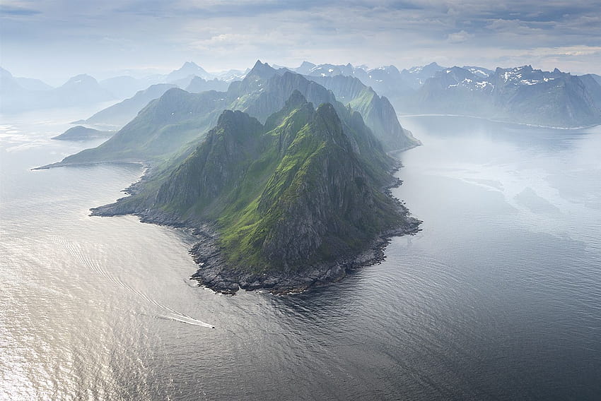 The Claws of the Dragon in Senja, Norway [1500x1002] : HD wallpaper